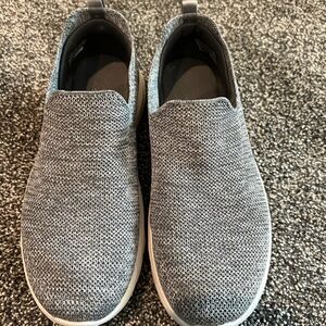 Sketchers women’s shoes